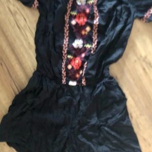 old navy romper size small